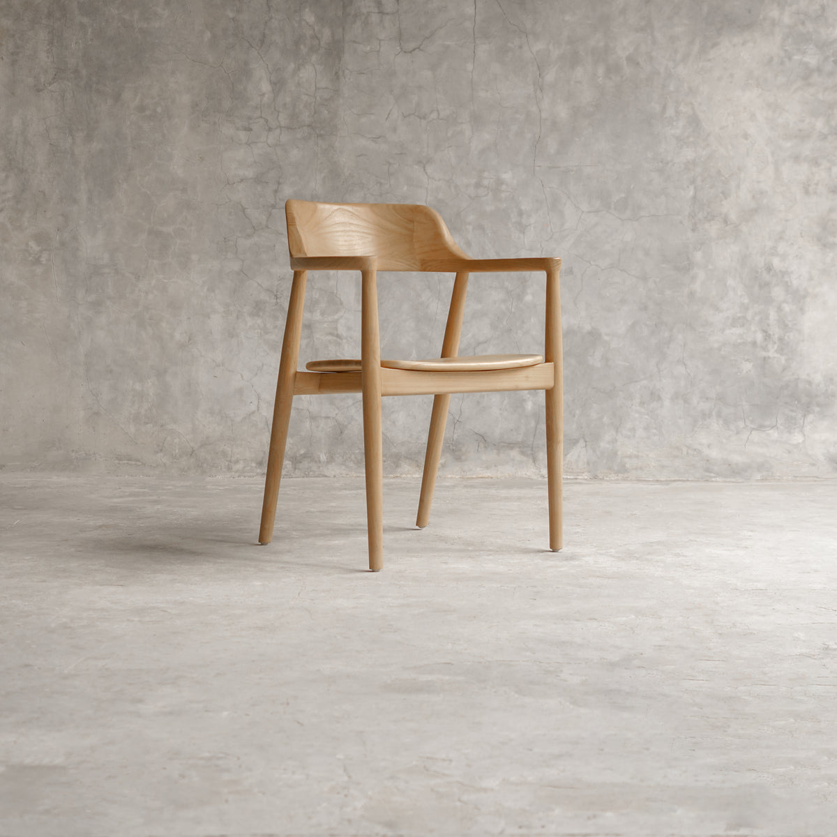 Provence Chair 2026